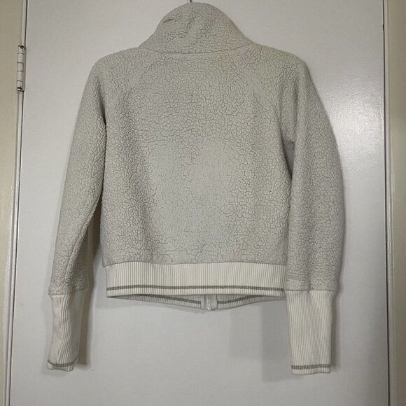 ATHLETA TUGGA Ivory White Sherpa Fleece Full zip Cropped jacket size XS - Picture 2 of 6